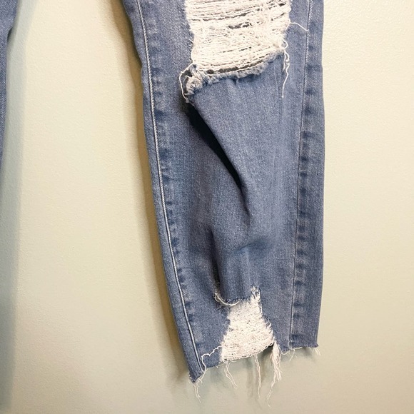 Good American Good Classic Distressed Straight High Rise Crop Jeans Size 18 NWT - Picture 6 of 16